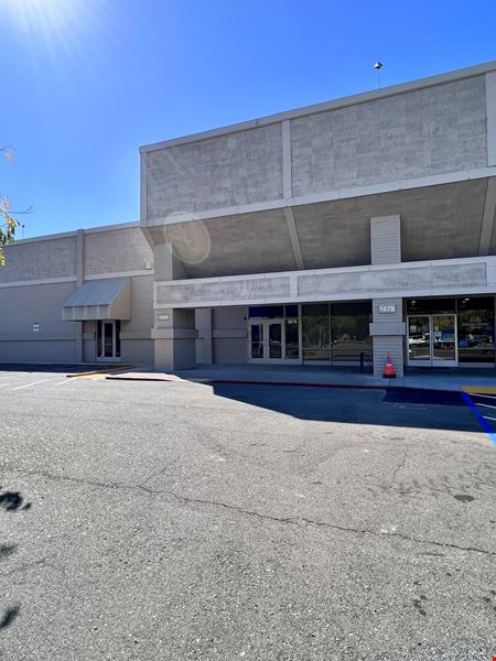 Retail space for Rent at Park Marina Plaza in Redding