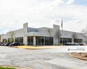 Gateway Center - 6750 Miller Road