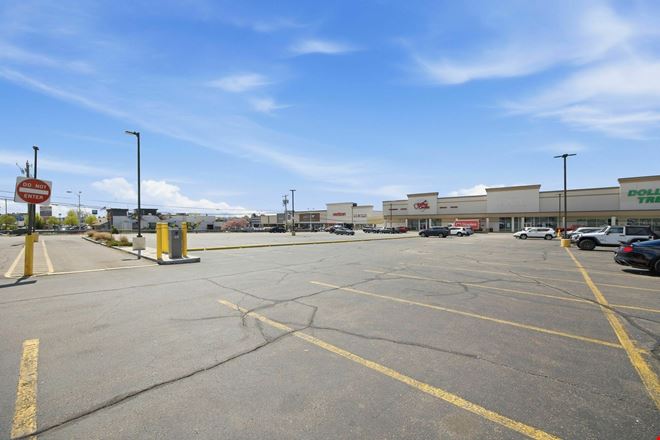 Manchester, NH - Manchester Run Shopping Center