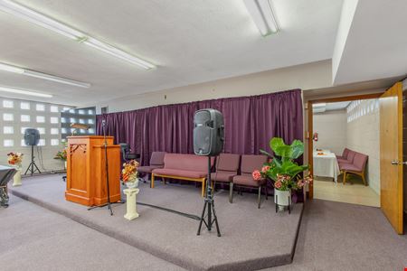 409 Grand Ave
