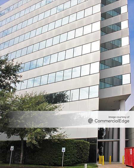 Office space for Rent at Loop Central Three in Houston