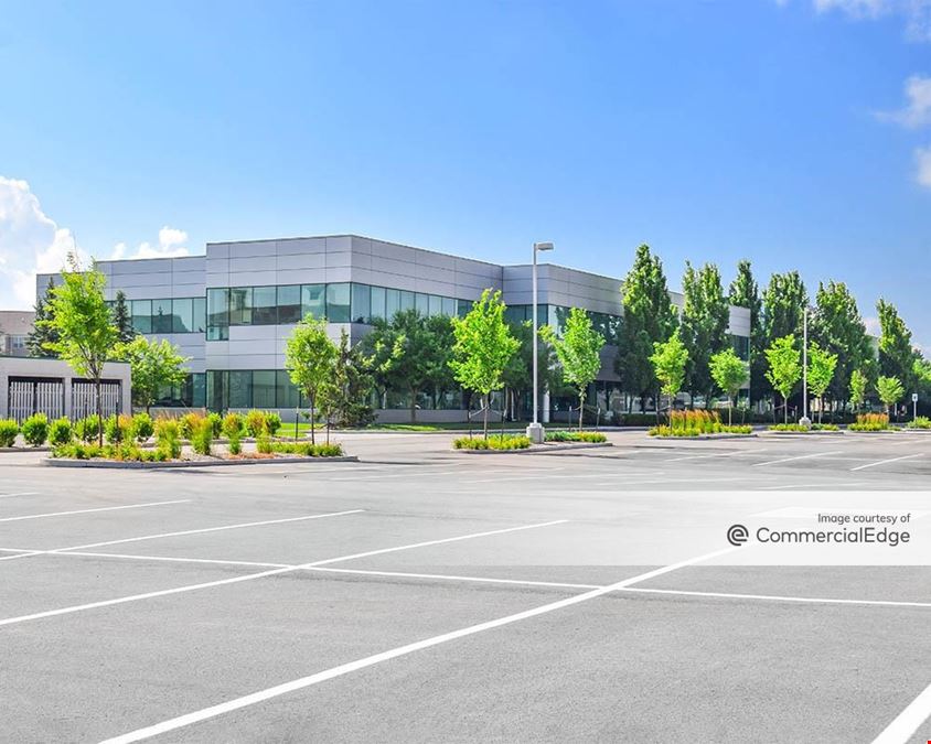 Lakeside Corporate Centre