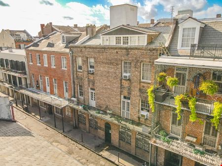 Historic French Quarter Multifamily Property w/ Penthouse