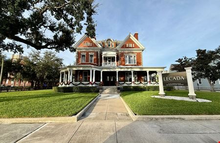 Iconic Hyde Park Investment