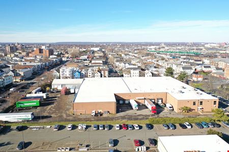 ±47,000 SF - 60,000 SF Warehouse / Office for Lease