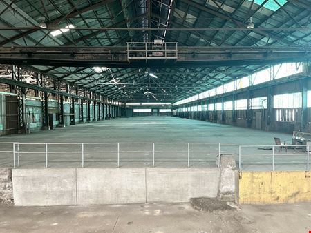 Clear Span, Crane-Served Building