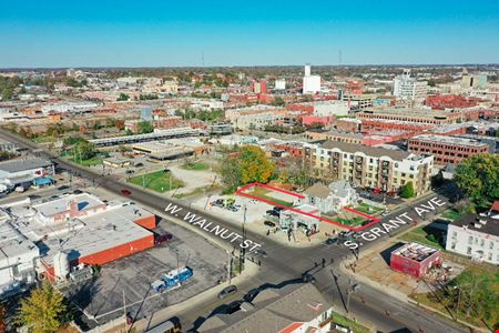 Retail space for Sale at REDUCED $100,000 - 1,854 SF Retail Building For Sale GAP A on Grant & Walnut in Springfield