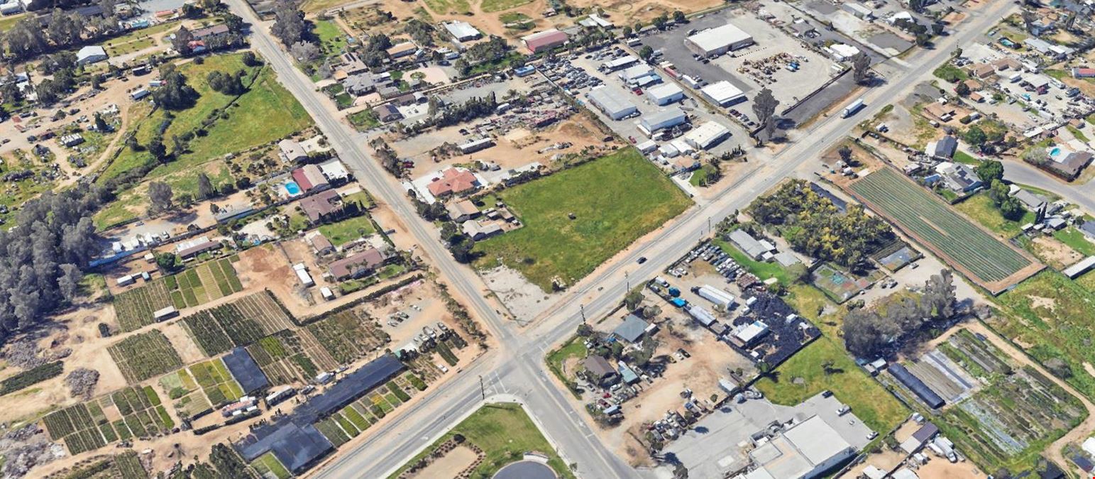 8804 Jurupa Rd