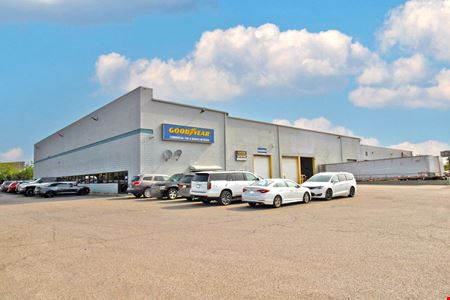 Industrial space for Rent at Galaxy Freight in Dearborn
