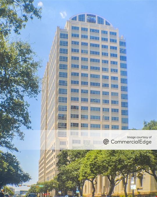 300 West 6th Street