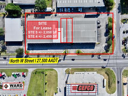 31,850 SF Retail Center at Signalized Corner With Exceptional Frontage